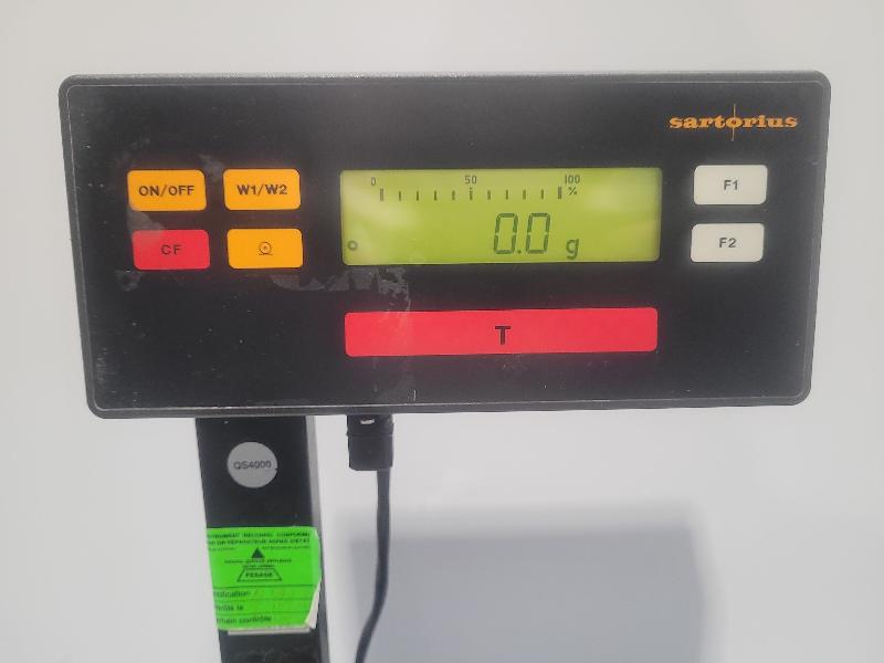 Balance de précision SARTORIUS QS4000  4000g / 0,2g_1