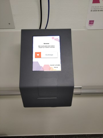 Borne de gestion file d'attente Flexhome 8 pouces, équipée d'une imprimante ticket._1