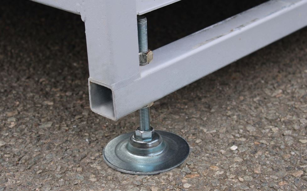 Bac de rétention acier fermé 1 cuve 1000 L Pieds réglables - BG1000J - DELAHAYE INDUSTRIES_1