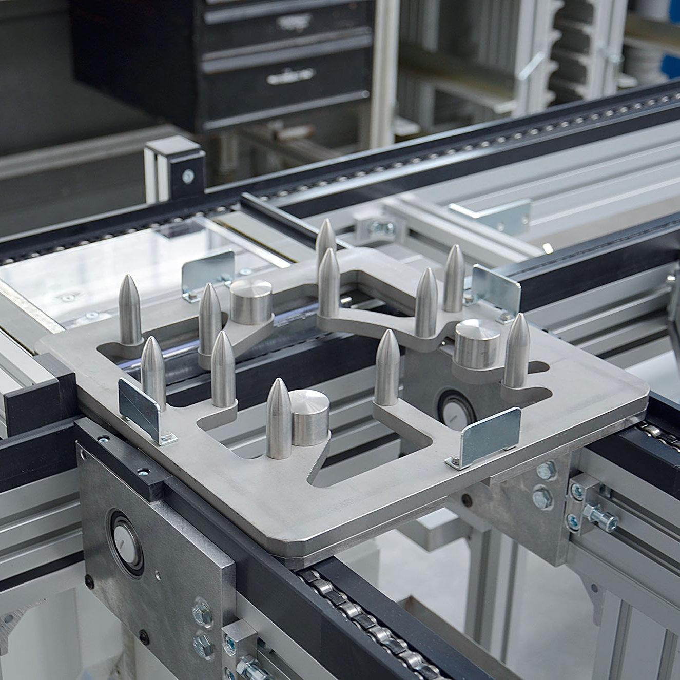 Système de transfert de porte-pièces polyvalent - Versamove plus - MK Technology Group, charge maximale 150 kg/m et dimensions variées_1