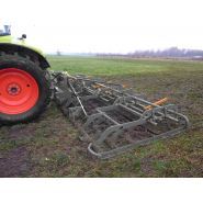 Hybro - herse agricole Mandam - poids 536 à 1568 kg - tapis en fonte et dents souples_1