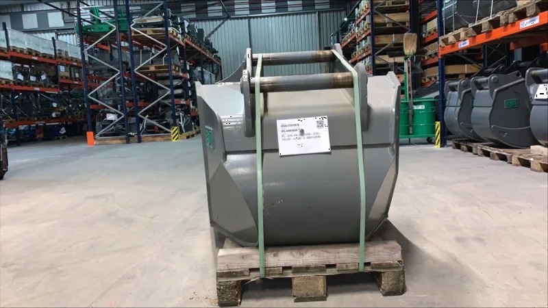 Godet niveleur Egli EPL-TR 200-1200 avec OilQuick OQ 65 - 545 kg - 1200 mm - 2021_1