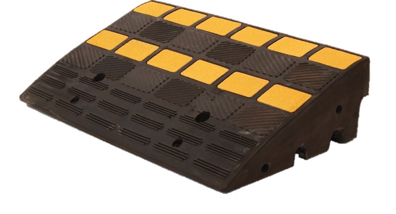 BSR150 - Rampe de trottoir en caoutchouc haute résistance - Dancop - 600 mm - capacité 40t_1