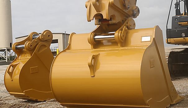 Godet d'excavation à usage normal avec lame de nivellement - caterpillar finance france - 600 mm (24 in) - poids 495 kg_1