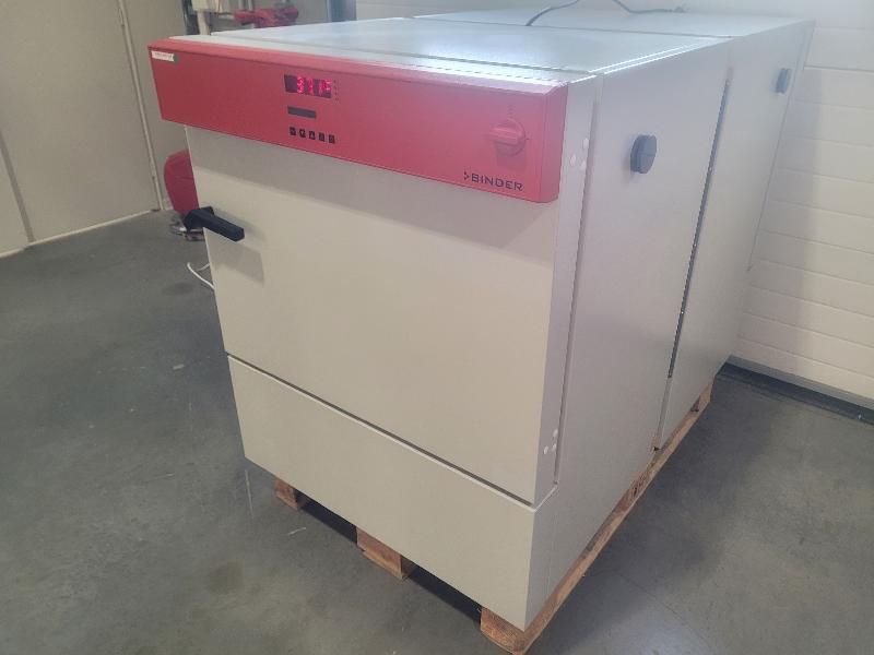 Incubateur / étuve réfrigéré BINDER KB-115 avec convection forcée 100°C_1