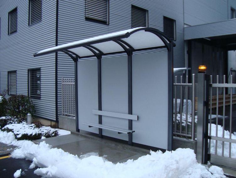 Abri bus eurobus 2015 p / structure en aluminium / bardage en plexiglas / avec banquette / 300 x 160 cm_1