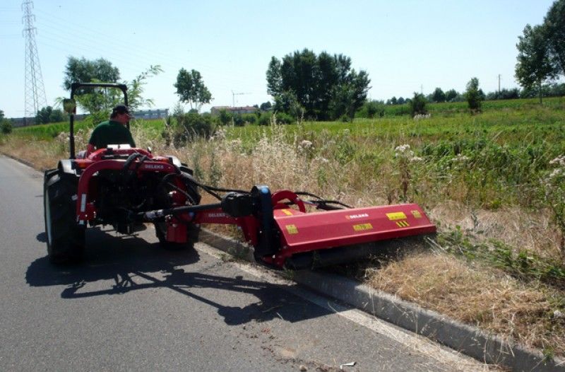 Agf-180 broyeur d´accotement - deleks srl_1