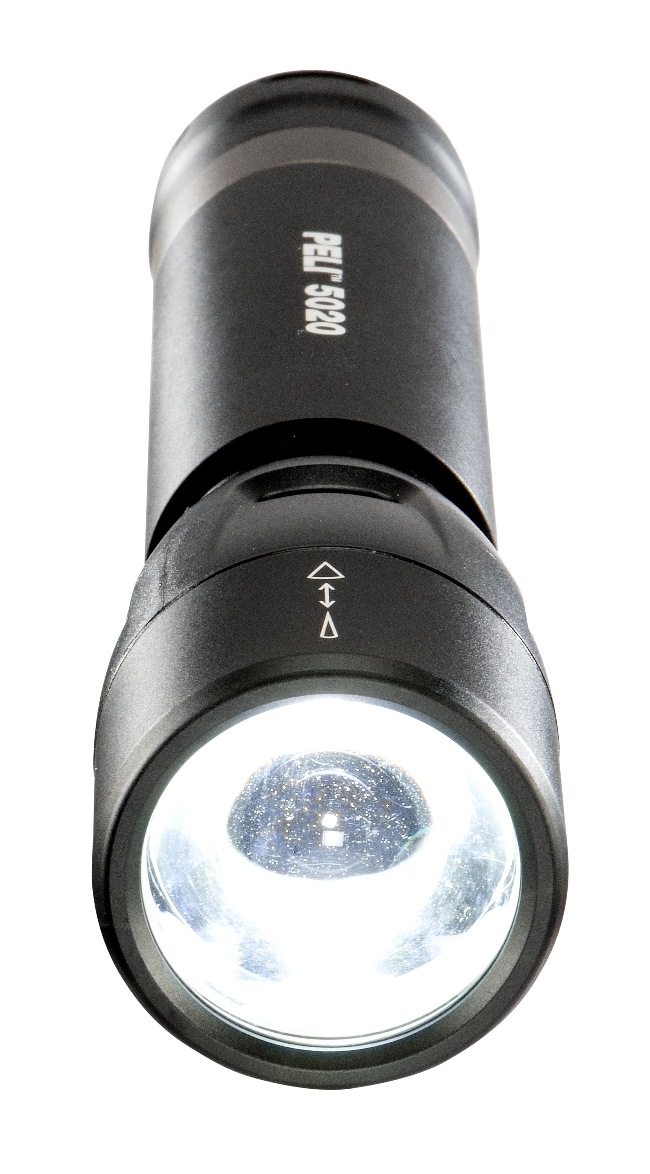 Lampe torche Peli 5020 - faisceau jusqu'à 250m - 586 lumens - 4 modes - 4 piles AAA_1