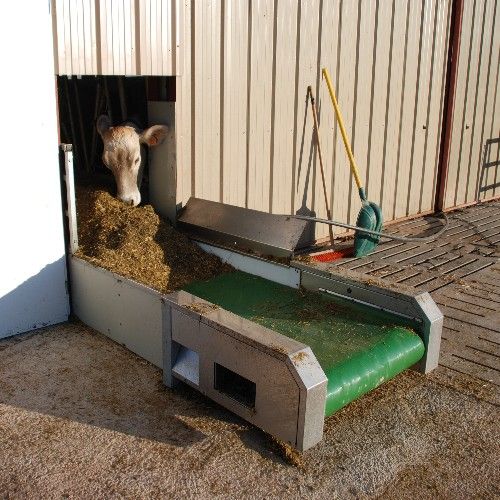 Auge mécanisée bovin - distributeur d'aliment pour bovin - sarl albouy equipement - deux fois plus rapide que l’alimentation couloir_1