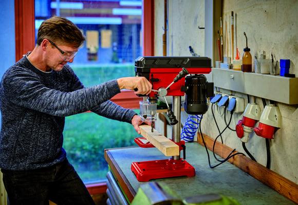 Perceuse à colonne modulable TC-BD 450 - 300 W - 5 niveaux de vitesse_1