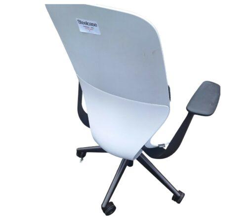 Steelcase Silq - Fauteuil de bureau ergonomique d'occasion avec technologie adaptative et design innovant_1