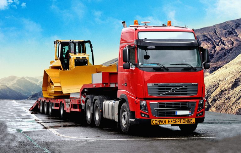 Semi-remorque surbaissée Nooteboom MCO - 2 à 8 essieux directionnels - plateau extensible jusqu'à 45m_1