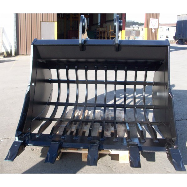 Godet claire-voie pour mini-pelle_1