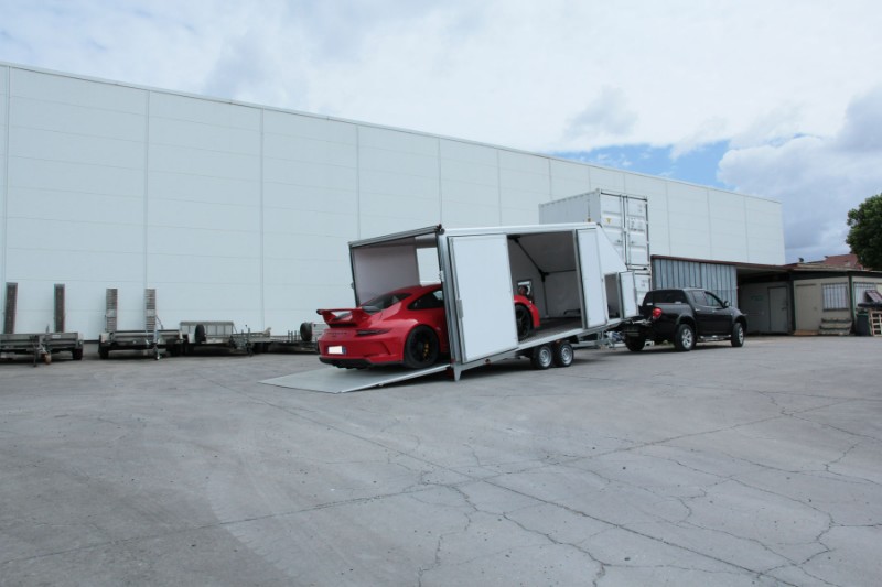 Remorque porte voiture fermee isolee roues dessous - humbaur mtkb_1