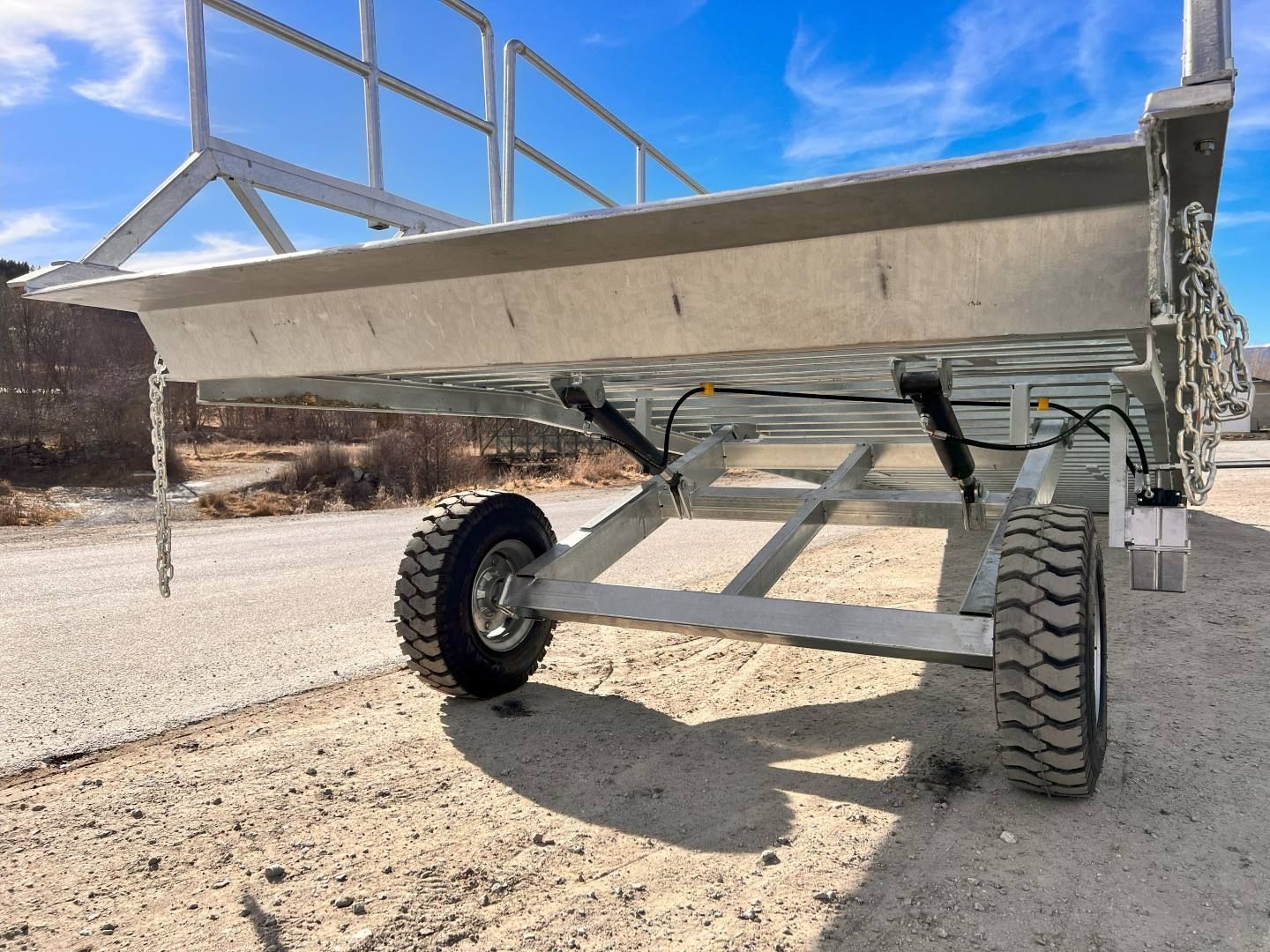 Rampe de quai mobile galvanisée robuste - Vente ou location - Capacité 8T à 20T - AZ Ramp Easy XL RL_1