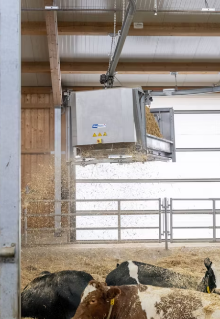 Robot de paillage - Flypit - pour épandage automatique de litière les écuries_1