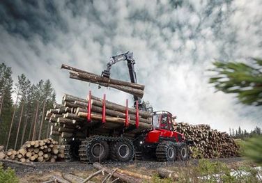 Grue forestière Komatsu 895 - 2020 - portée de 7.5m à 10m - capacité de charge 20 tonnes_1