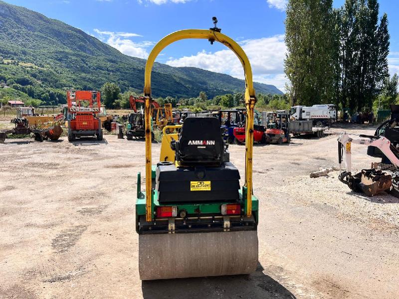 AMMANN compacteur av26-2 rouleau tandem vibrant articulé_1