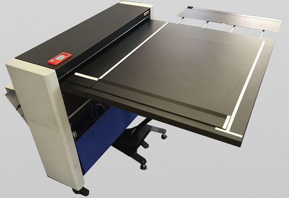 Geracut 220 XY - Coupeuse de plan Gera pour papier 90-160gsm - Compacte et polyvalente_1