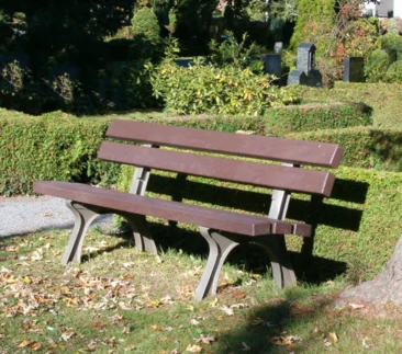 Banc CLASSICO plastique recyclé et fonte_1