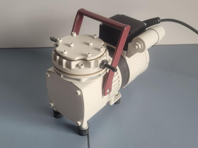 Pompe à vide à membrane KNF N022AN.18_1