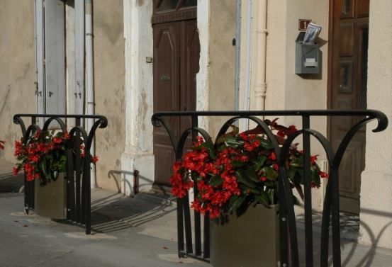 Barrière jardinière Romane - style architectural roman - longueur 2000 mm, hauteur 1000 mm - couleurs RAL au choix_1