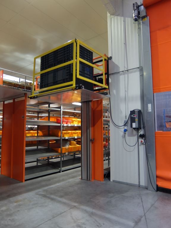 Élévateur mezzanine hydraulique - flux logistiques intérieur/extérieur -  DHOLLANDIA DH-VZK_1