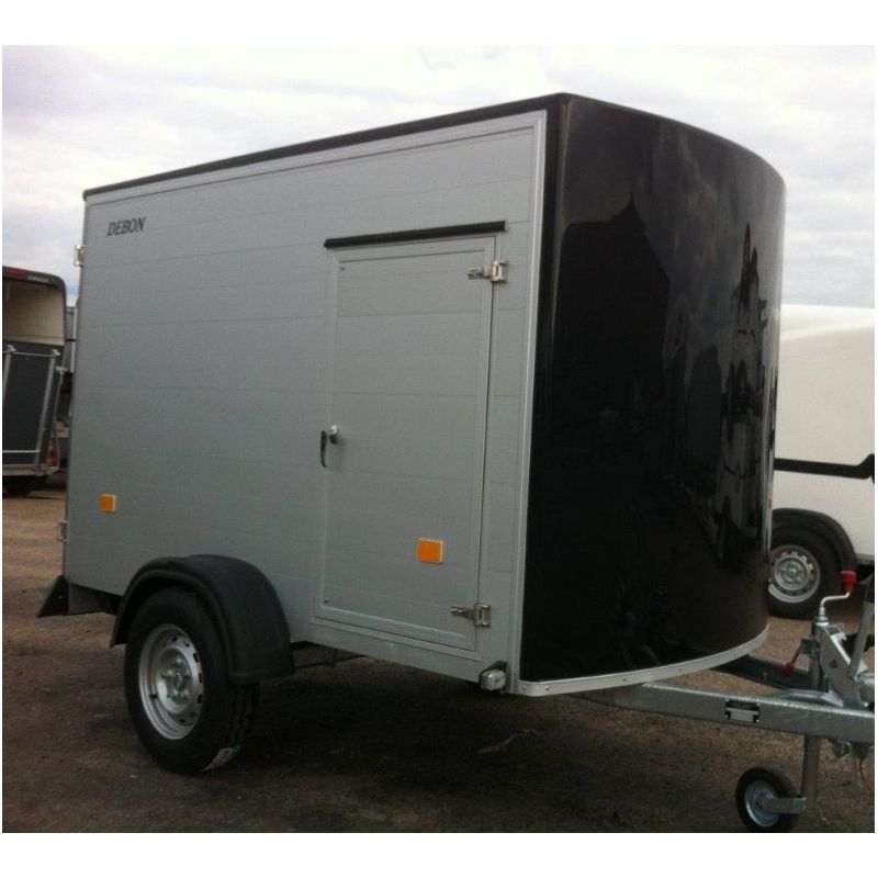 Fourgon aluminium freiné avec PTAC jusqu'à 1300 kg