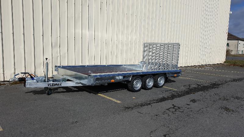 TM 4m x 1m80 porte engin 3 x essieux 1350 kg_1