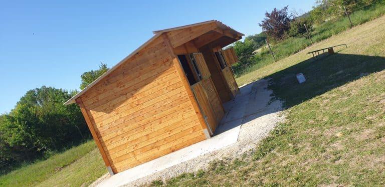 2 boxes avec abri Douglas - BOX015 - LCI Cheval - Structure en bois robuste et modulable_1