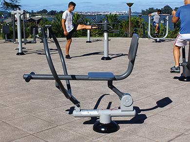 Urba Gym Rameur Fitness - Acier peint à la poudre - Dimensions 1,3 x 1,01 x 1,02 m - Renforcement des bras, épaules et pectoraux_1