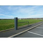 Borne de recharge robuste pour vélos, trottinettes et scooters électriques - 7 prises NF 16A IP54 IK08 - Système de paiement optionnel_1