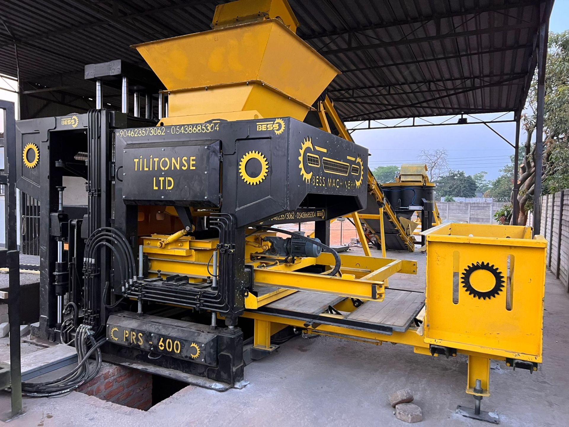 Machine à briquettes semi-automatique - PRS 600_1