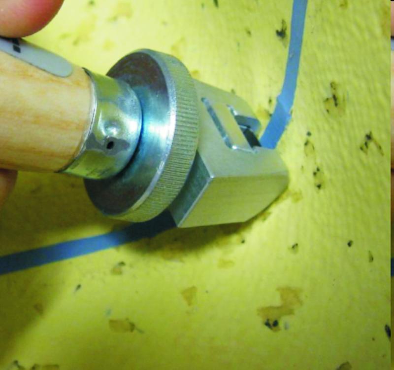 Araseur Romus pour finition en plinthe