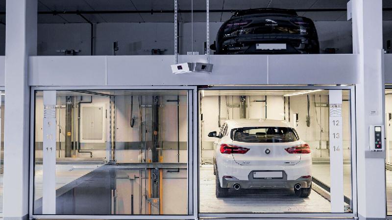 Parking mécanique à superposition 3 niveaux avec fosse - Combilift 543_1