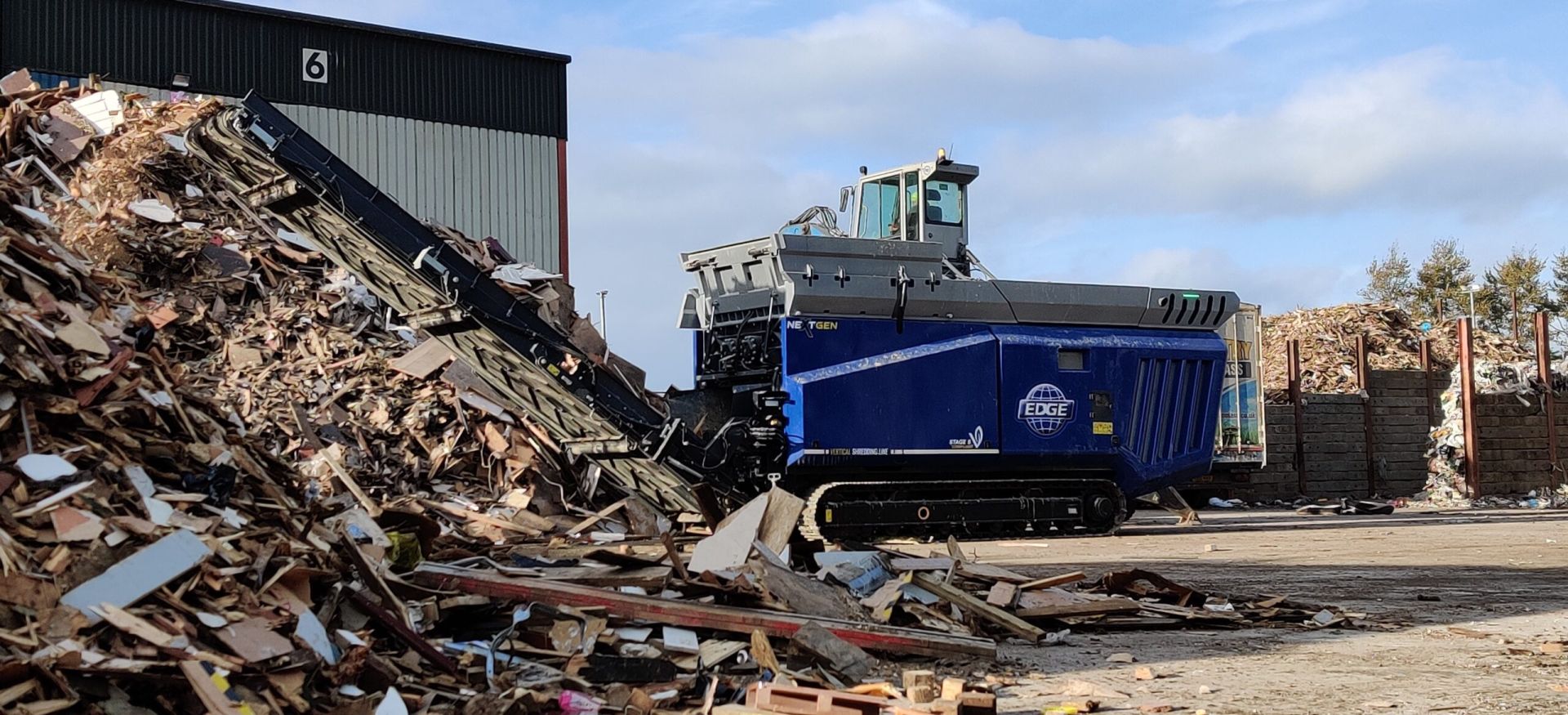 Broyeur à double arbre idéal pour le traitement d'une grande variété de matériaux - Edge VS420_1