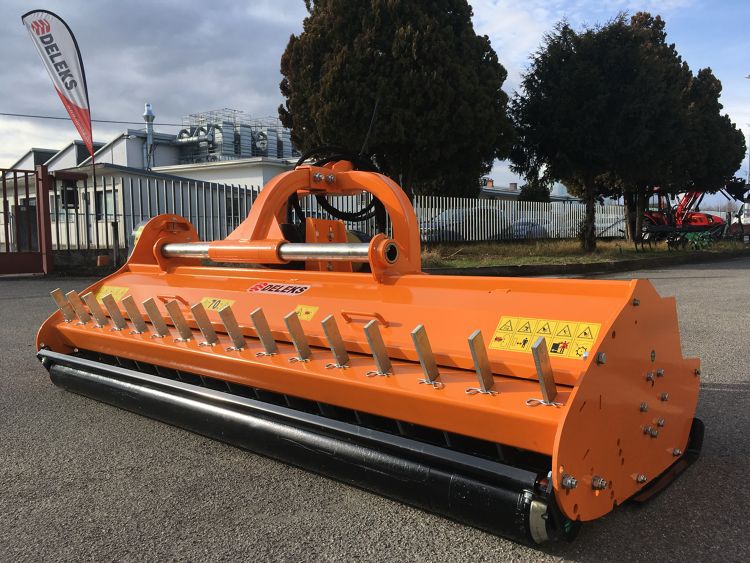 Toro-240 broyeur d'accôtement - deleks - largeur de travail 2400 mm_1