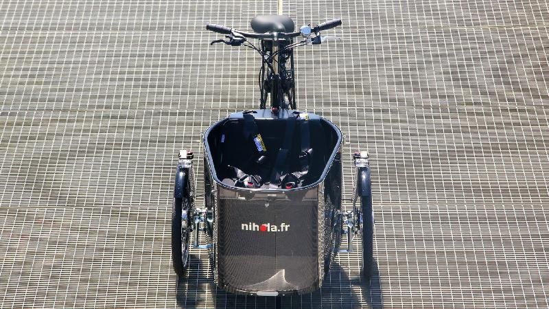 Triporteur Nihola Cargo Family (musculaire) - Confort et Sécurité pour Toute la Famille_1