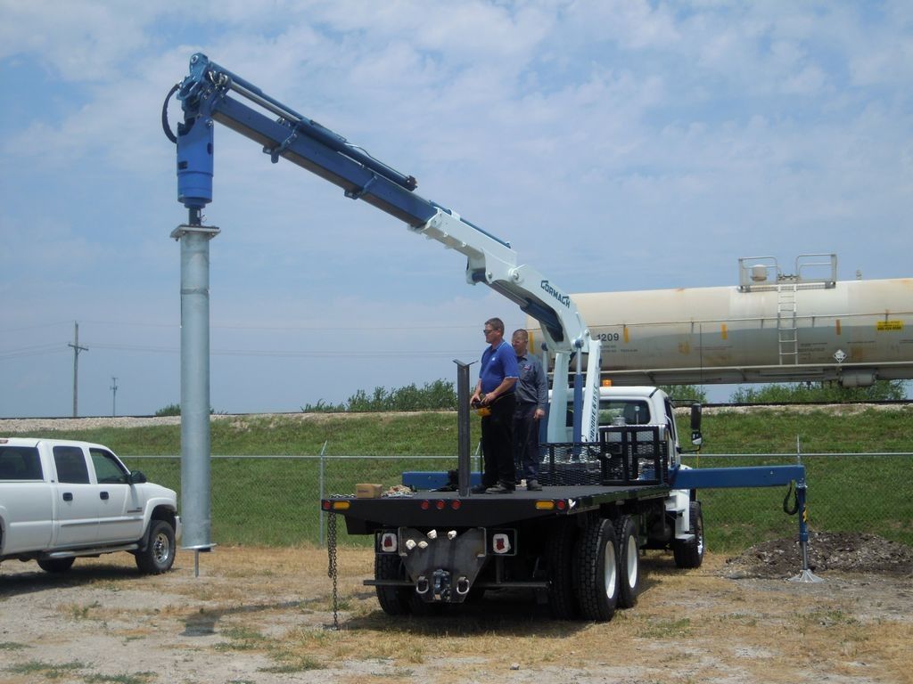 Série 28200 E ASC - Grue auxiliaire Cormach - Pression 310 bar - Longueur de bras jusqu'à 20 m_1