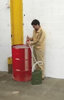 Pompe fuel, gasoil, huile à main : top prix ! - 306186_1