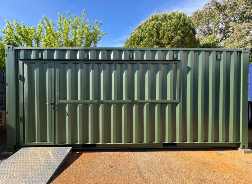 Container 20 pieds aménagé en snack, avec ouverture manuelle sur hayon L 3000xH1000 - Possibilité de personnalisation_1