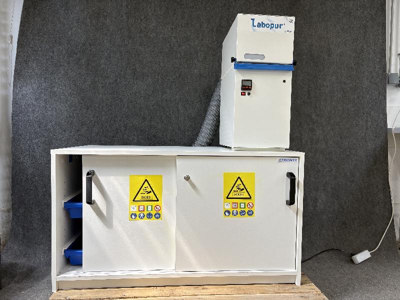 Armoire de sécurité TRIONYX APC63+_1