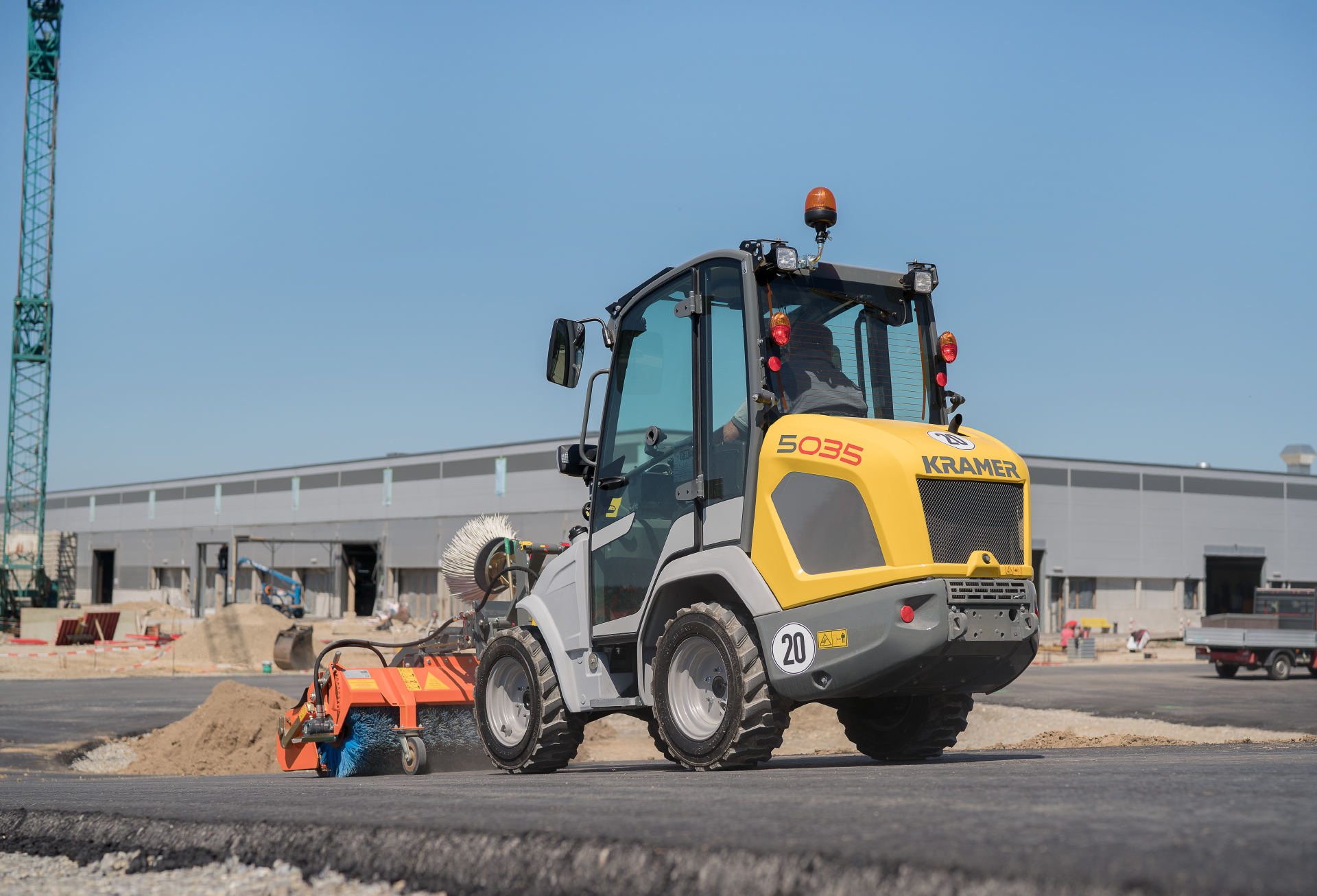 Chargeuse sur pneus Kramer 5035 - compacte, pratique et performante pour chantiers et aménagements_1