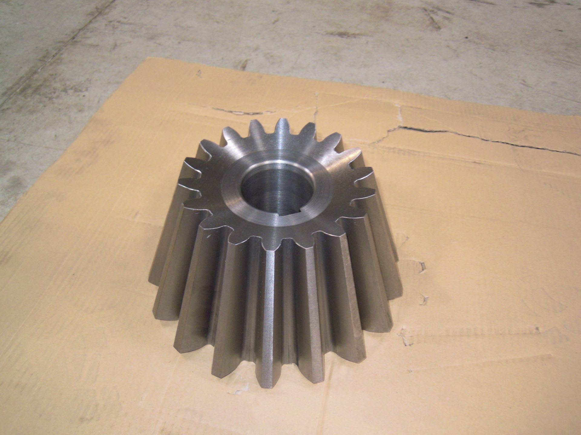 Engrenages coniques à denture droite et hélicoïdale - jusqu'au module 20_1