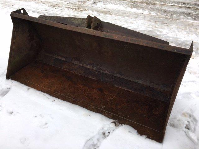 Godet vrac NC 2.05m - Adaptation euro - Occasion - Bon état - Année 2010_1