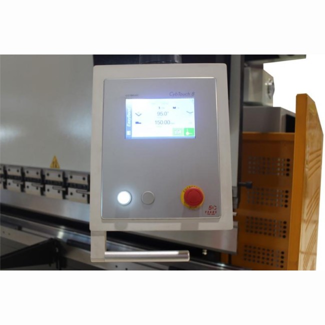 Presse plieuse hydraulique conventionnelle LAMINOVA - Type P avec commande numérique Cybelec CybTouch 8P_1