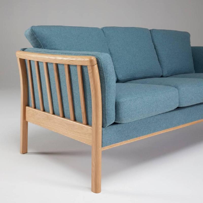 Canapé 3 places design scandinave AYA - accoudoirs chêne - tissu bleu pétrole - L197 x H82 x P80 cm_1