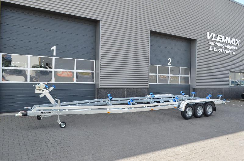 Vlemmix - 9m20-2m55 - 3x1500 kg - 3500 kg - VLEMMIX - Remorque Porte-Bateau_1