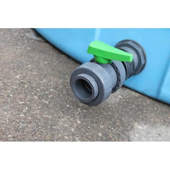 Cuve de stockage d'eau 10000 litres - PREMIUM - AQUA avec vanne femelle PVC DN50 et passe cloison monté_1