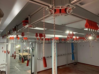 Portique à viande sur mesure en aluminium - avec ou sans étagère - meuble inox avec rail et palan_0